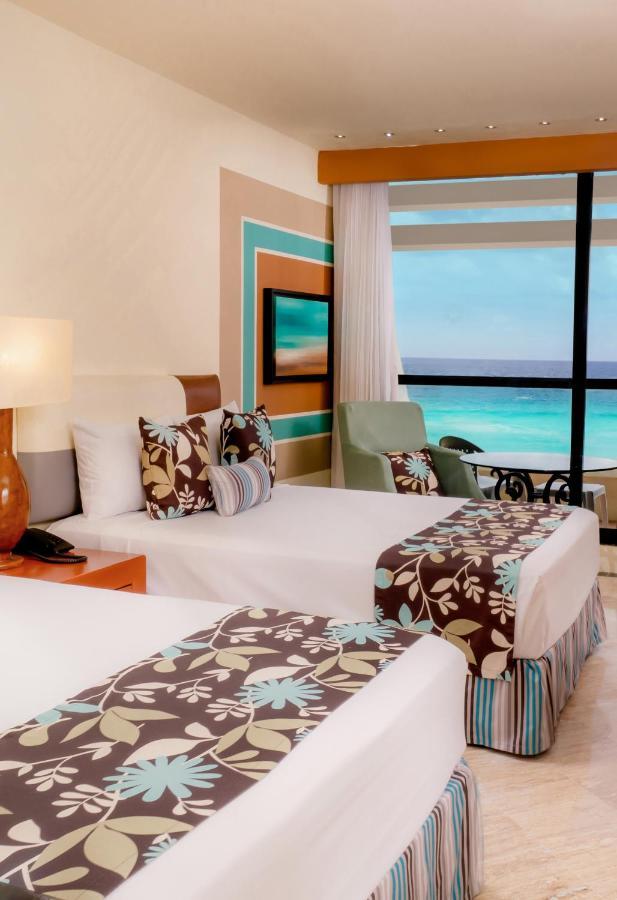 Oh! Cancun On The Beach By Oasis Exterior photo