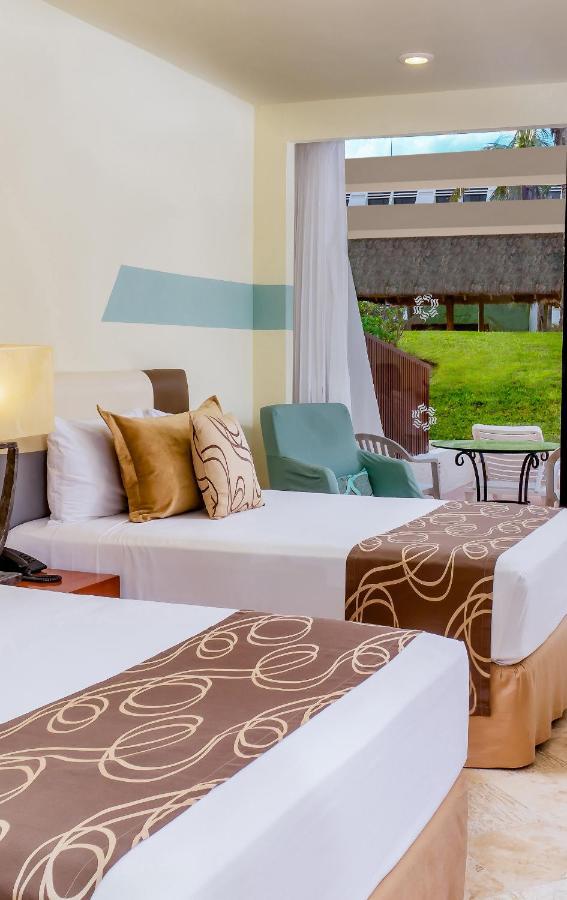 Oh! Cancun On The Beach By Oasis Exterior photo
