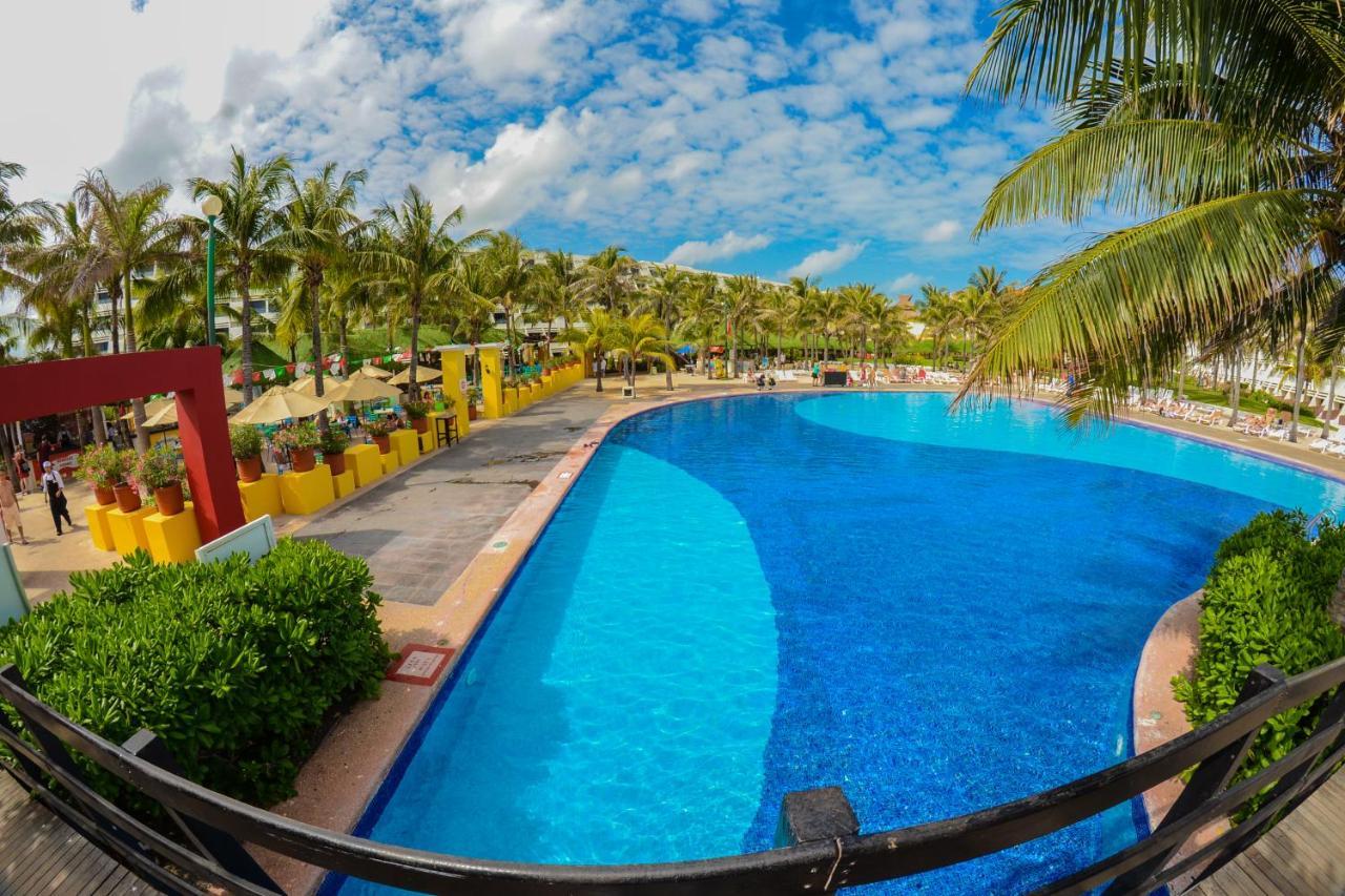 Oh! Cancun On The Beach By Oasis Exterior photo