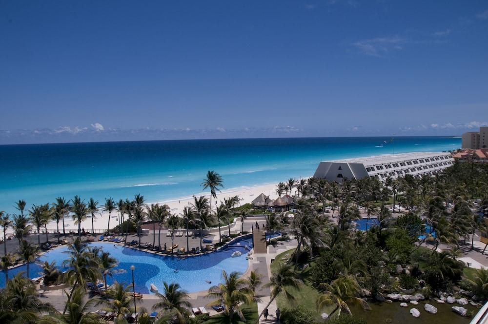 Oh! Cancun On The Beach By Oasis Exterior photo